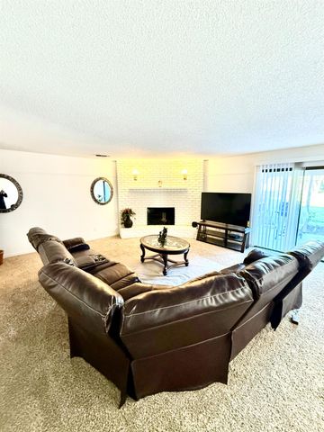 18798 Farallon Road, Madera, CA 93638