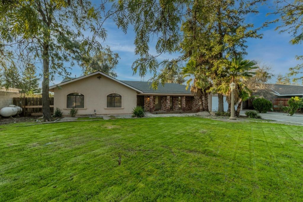 18798 Farallon Road, Madera, CA 93638