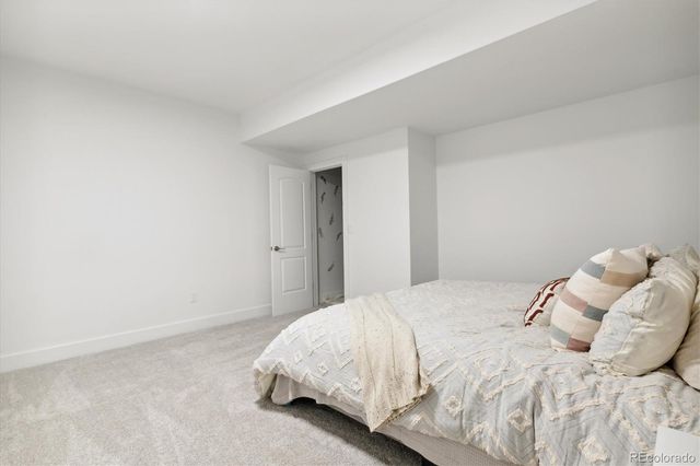 8107 Arapahoe Peak Street, Littleton, CO 80125