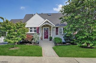 967 Madison Hill Rd, Rahway City, NJ 07065
