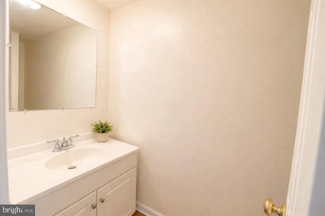 7921 MEADOW CT, Manassas, VA 20109