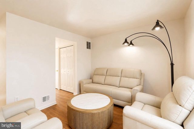 7921 MEADOW CT, Manassas, VA 20109