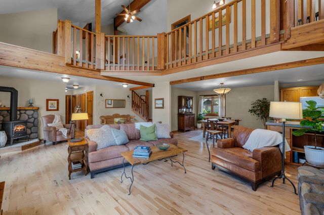60779 Currant Way, Bend, OR 97702