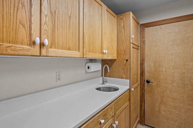 60779 Currant Way, Bend, OR 97702