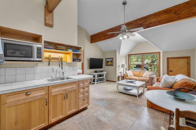 60779 Currant Way, Bend, OR 97702