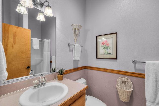 60779 Currant Way, Bend, OR 97702