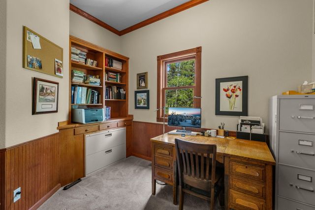 60779 Currant Way, Bend, OR 97702