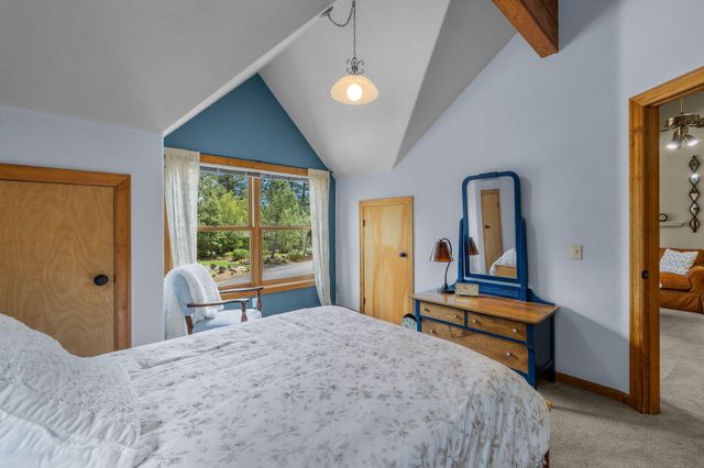60779 Currant Way, Bend, OR 97702