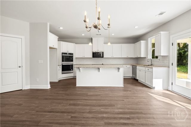 31 Oakmont Drive, Guyton, GA 31312