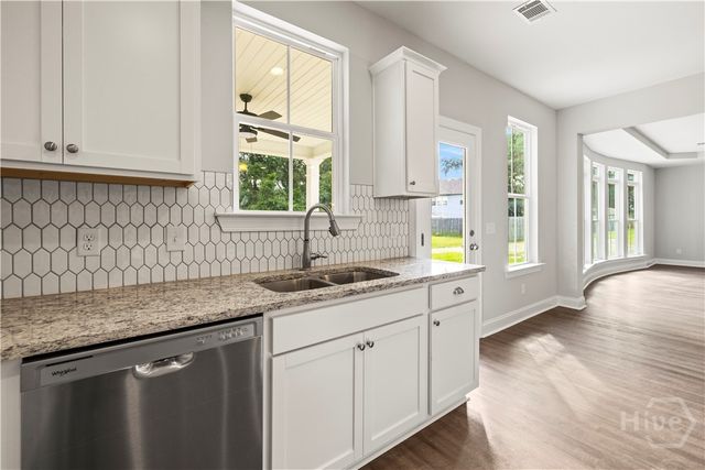 31 Oakmont Drive, Guyton, GA 31312