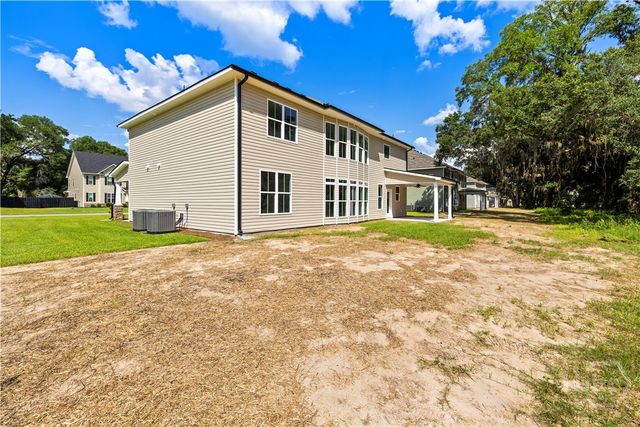 31 Oakmont Drive, Guyton, GA 31312