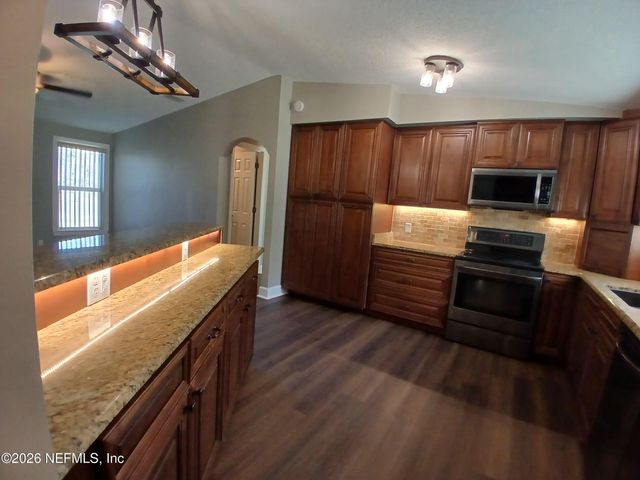 54234 HAZEL JONES Road, Callahan, FL 32011