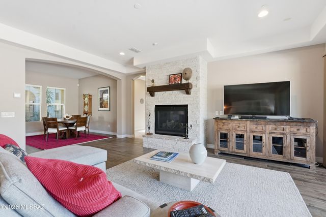 9915 E Goldsmith Place, Tucson, AZ 85749