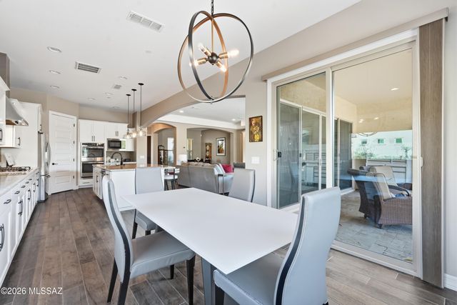 9915 E Goldsmith Place, Tucson, AZ 85749