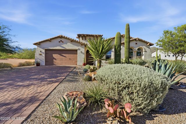 9915 E Goldsmith Place, Tucson, AZ 85749