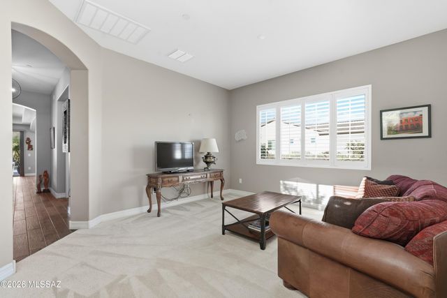 9915 E Goldsmith Place, Tucson, AZ 85749
