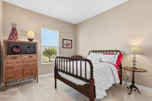 9915 E Goldsmith Place, Tucson, AZ 85749