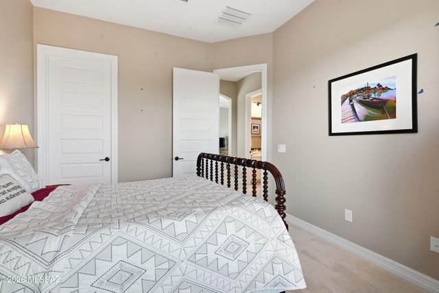 9915 E Goldsmith Place, Tucson, AZ 85749