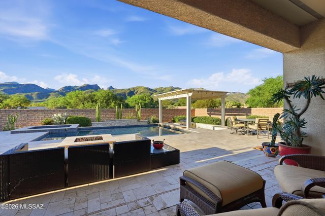 9915 E Goldsmith Place, Tucson, AZ 85749