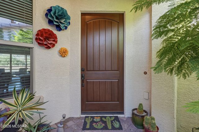 9915 E Goldsmith Place, Tucson, AZ 85749