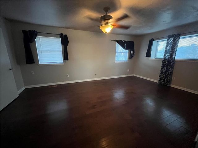 6025 NW 84th Place, Oklahoma City, OK 73132
