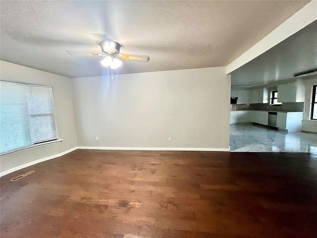 6025 NW 84th Place, Oklahoma City, OK 73132