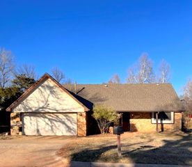 6025 NW 84th Place, Oklahoma City, OK 73132