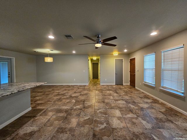 1360 POPPY LN, New Braunfels, TX 78130