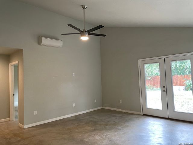 1360 POPPY LN, New Braunfels, TX 78130