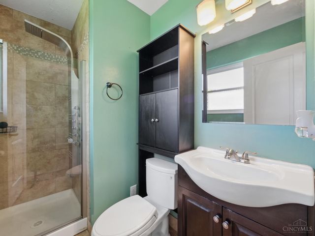 2716 Windon Drive, Colerain Twp, OH 45251