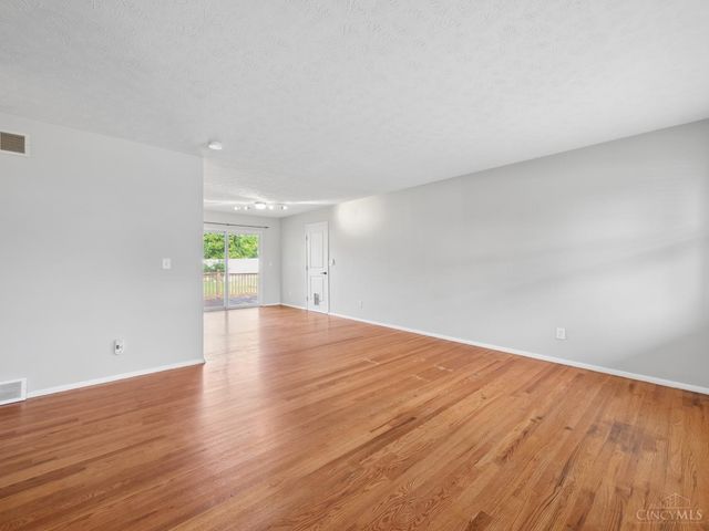 2716 Windon Drive, Colerain Twp, OH 45251