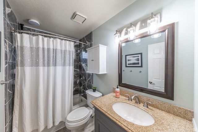 5025 S 1100 E, South Ogden, UT 84403