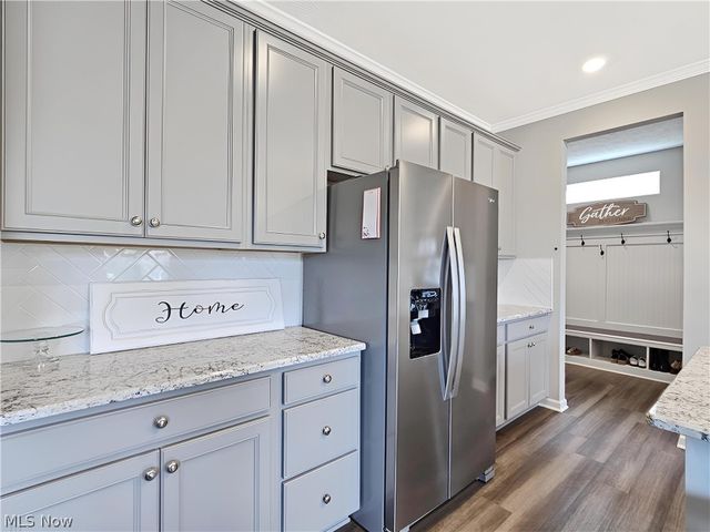 7700 Clydesdale Drive, Mentor, OH 44060
