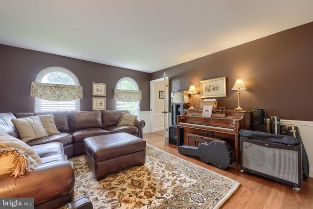 110 PARK PLACE DR, Reading, PA 19608