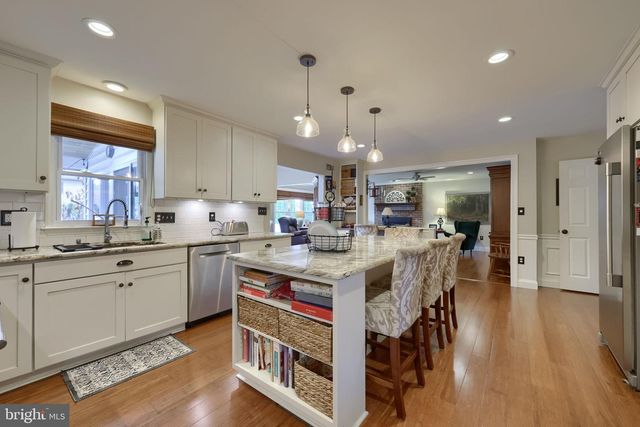 110 PARK PLACE DR, Reading, PA 19608
