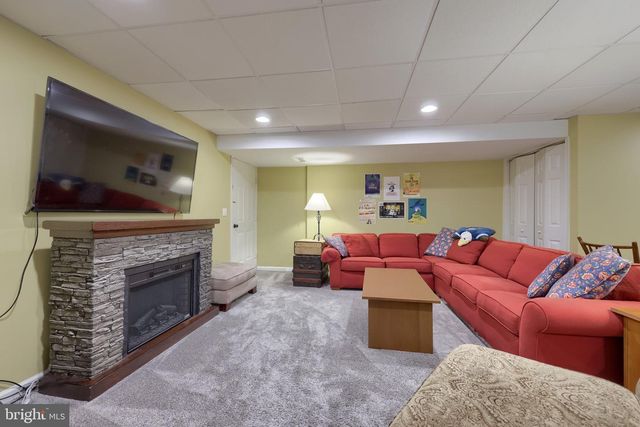 110 PARK PLACE DR, Reading, PA 19608