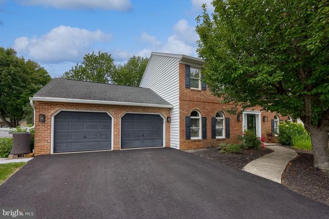 110 PARK PLACE DR, Reading, PA 19608