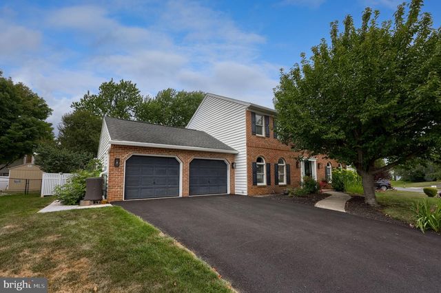 110 PARK PLACE DR, Reading, PA 19608