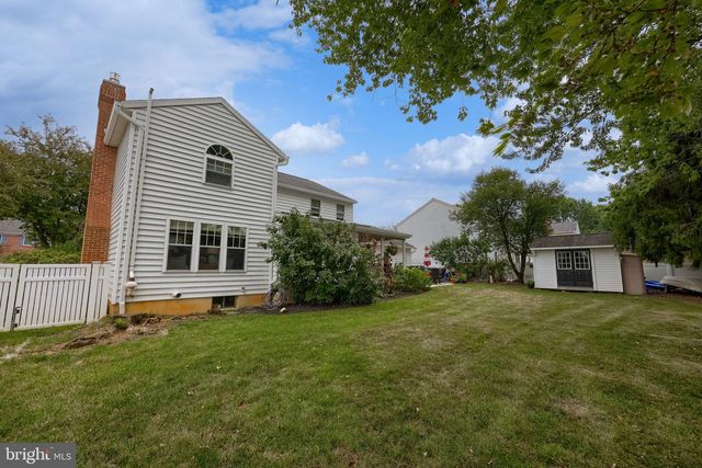 110 PARK PLACE DR, Reading, PA 19608