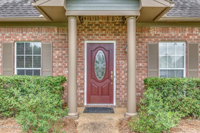 614 Summer Place, Flowood, MS 39232