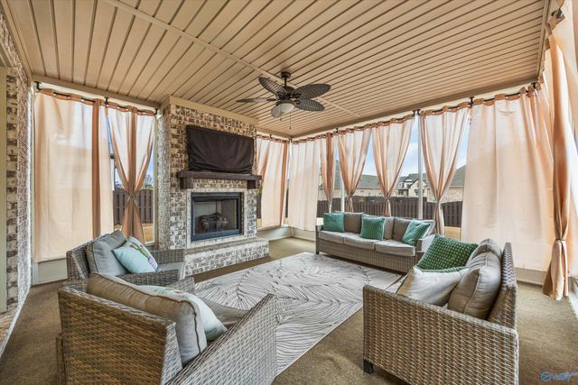 20627 Calcutta Street, Athens, AL 35611