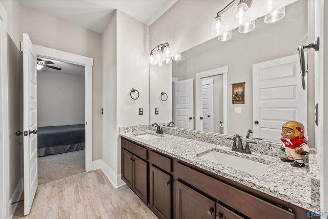 20627 Calcutta Street, Athens, AL 35611