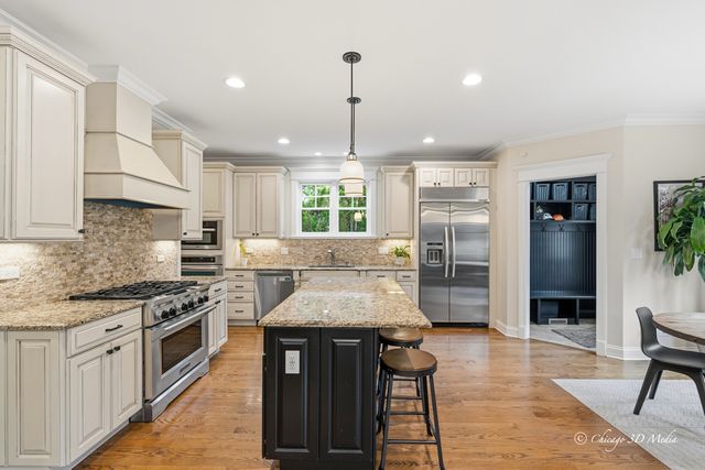 306 17th Street, Wilmette, IL 60091