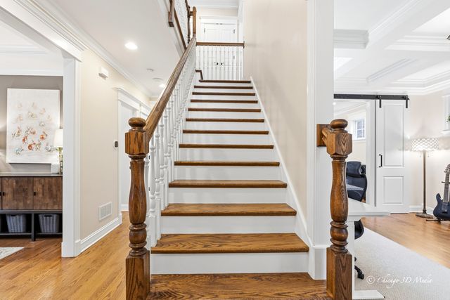 306 17th Street, Wilmette, IL 60091