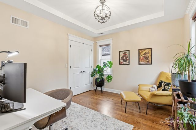 306 17th Street, Wilmette, IL 60091