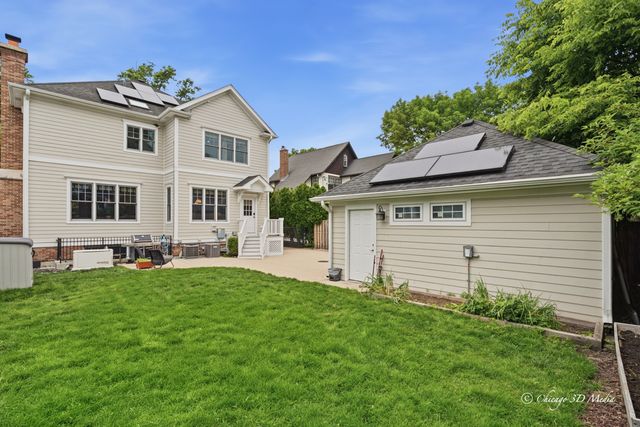 306 17th Street, Wilmette, IL 60091