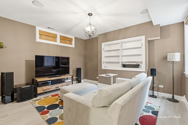 306 17th Street, Wilmette, IL 60091
