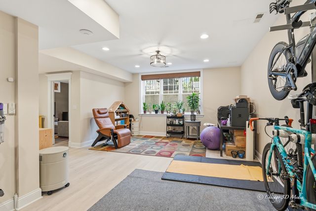 306 17th Street, Wilmette, IL 60091
