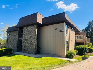 5821-E ROYAL RIDGE DR #E, Springfield, VA 22152