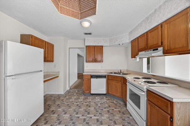 171 ANNANDALE Drive E, Jacksonville, FL 32225